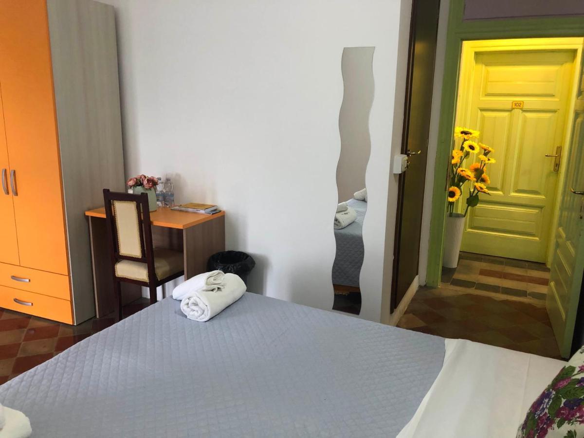 B&B L'Alba Gagliato Bagian luar foto