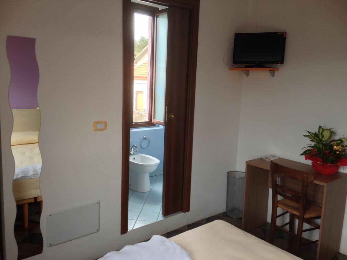 B&B L'Alba Gagliato Ruang foto